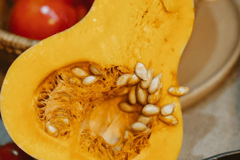 Graines de courge naturelles ingrédient clean - source de protéines et oméga-3 dans les granolas Holy Blends